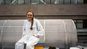 Honeybee scientist Abigail Chapman